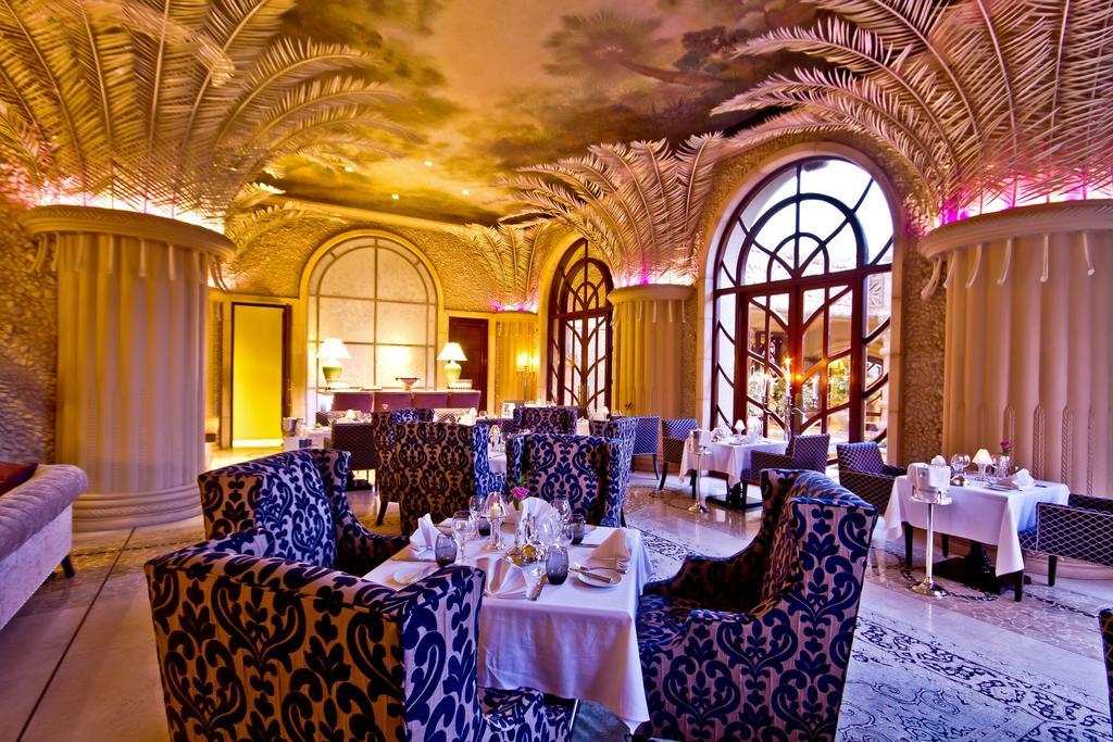 The Palace Of The Lost City At Sun City Resort Экстерьер фото The restaurant
