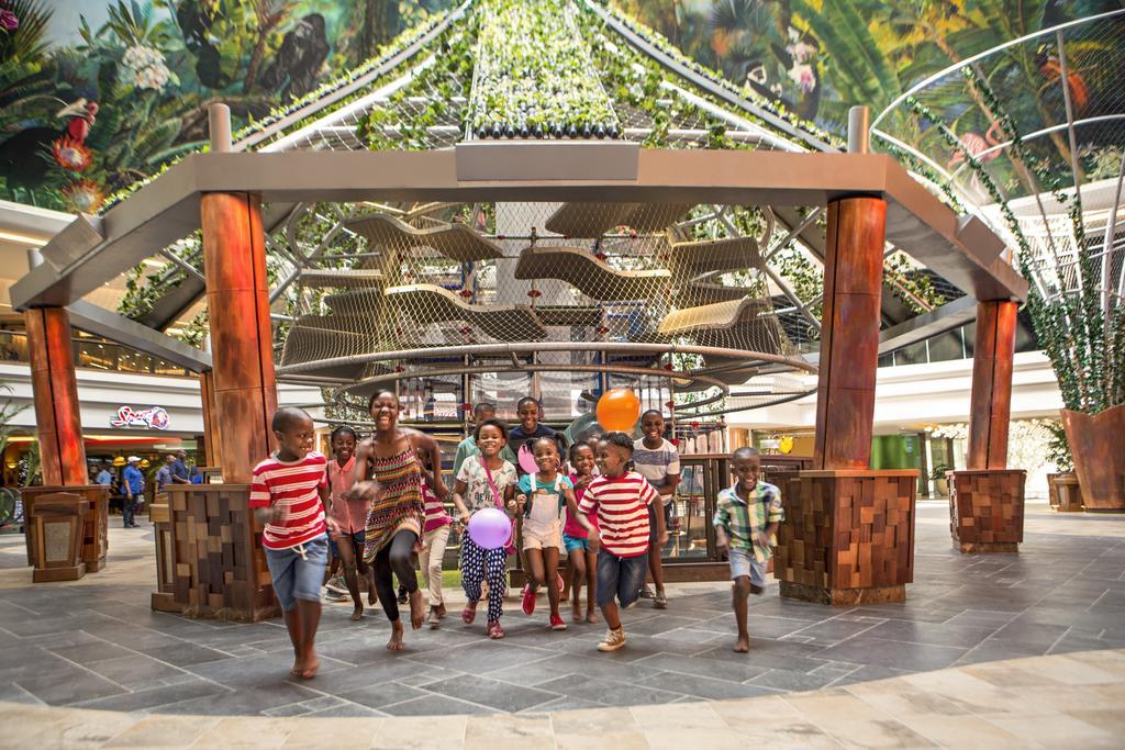 The Palace Of The Lost City At Sun City Resort Экстерьер фото The Village Market