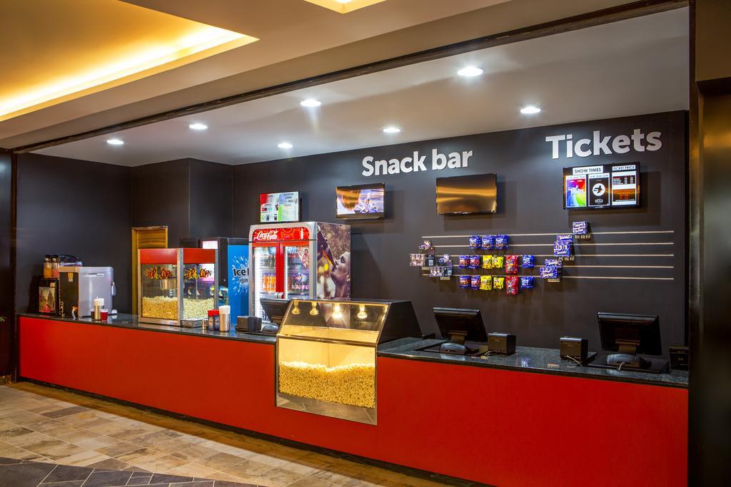 The Palace Of The Lost City At Sun City Resort Экстерьер фото A snack bar at a movie theater